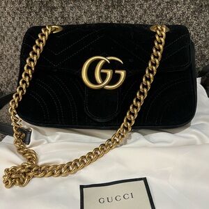 Gucci Marmont mini velvet black